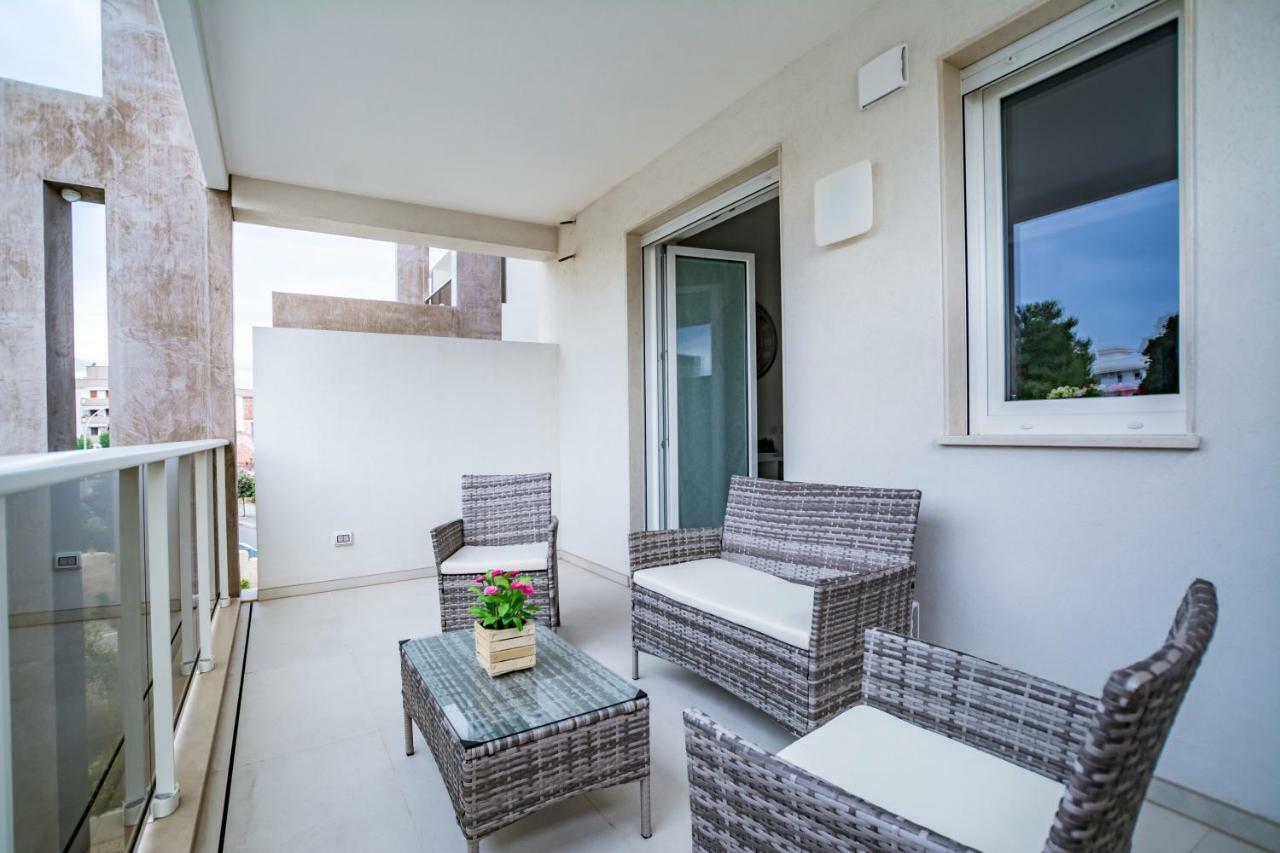 Wepuglia - La Casa Del Cardinale Apartment Monopoli Luaran gambar