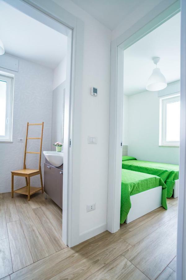 Wepuglia - La Casa Del Cardinale Apartment Monopoli Luaran gambar